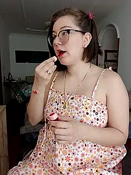 Snapshot of HunnyyLove chatting on 03/01/25, 06:11 HunnyyLove online show from 03/01/25, 06:11