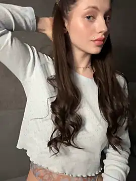 Camilla Railian online show from 03/19/25, 03:20