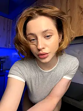 Camilla Railian online show from 12/05/25, 04:36