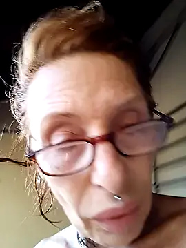 FrozenWaffle online show from 02/08/25, 09:57