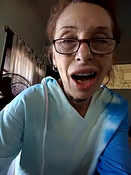 FrozenWaffle online show from 04/12/26, 02:44