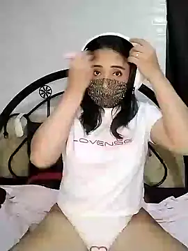 Snapshot of _Shimmerlyn_ chatting on 12/22/24, 04:59 Shimmerlyn online show from 12/22/24, 04:59