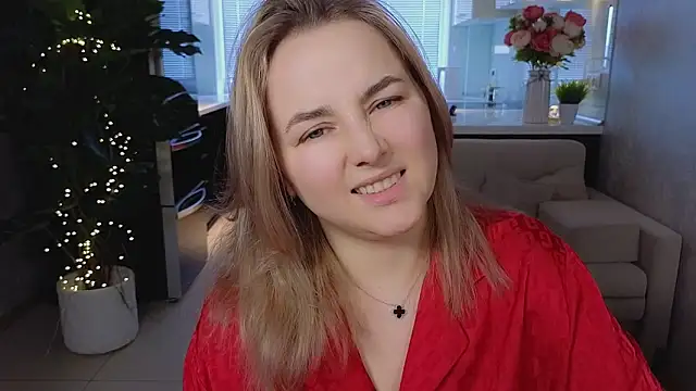 Snapshot of Mira_Mermayd chatting on 03/05/26, 08:32 Mira Mermayd online show from 03/05/26, 08:32