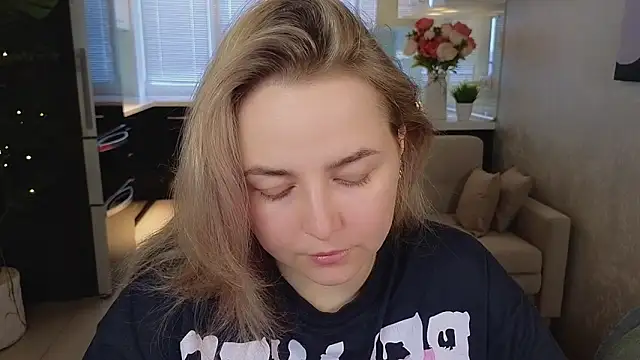 Snapshot of Mira_Mermayd chatting on 03/22/26, 01:09 Mira Mermayd online show from 03/22/26, 01:09