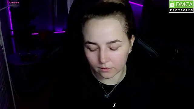 Snapshot of Mira_Mermayd chatting on 05/09/26, 01:22 Mira Mermayd online show from 05/09/26, 01:22