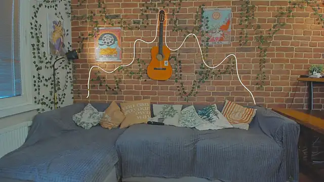 yamy yamy yamy online show from 11/01/25, 10:50