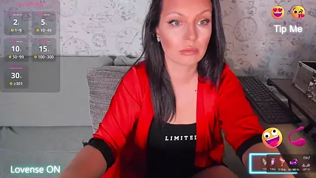 Snapshot of LondonBadGirl chatting on 05/04/26, 08:38 LondonBadGirl online show from 05/04/26, 08:38