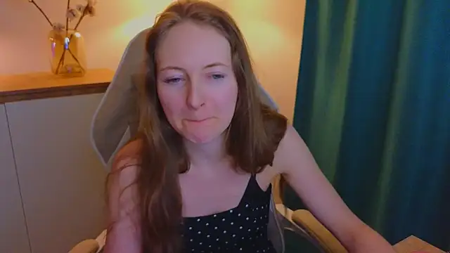 Snapshot of freya_nilsson chatting on 12/05/24, 07:49 freya nilsson online show from 12/05/24, 07:49