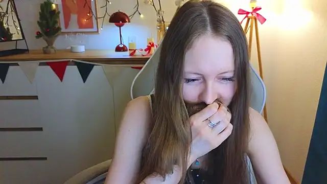 Snapshot of freya_nilsson chatting on 01/11/25, 12:29 freya nilsson online show from 01/11/25, 12:29