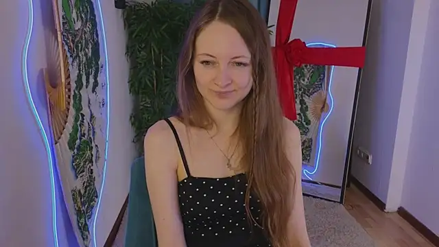 Snapshot of freya_nilsson chatting on 01/19/25, 12:28 freya nilsson online show from 01/19/25, 12:28