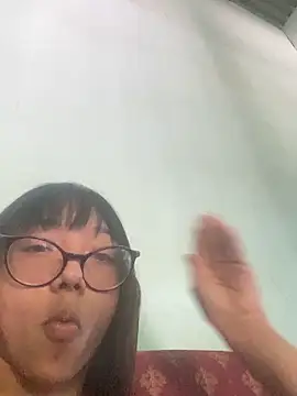 Snapshot of Karmakuro chatting on 09/09/25, 04:50 Karmakuro online show from 09/09/25, 04:50