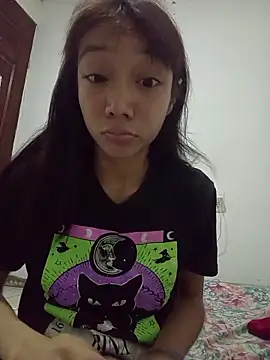 Karmakuro online show from 04/12/26, 12:37