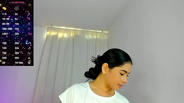 Snapshot of VioletaSotter chatting on 07/06/26, 12:24 VioletaSotter online show from 07/06/26, 12:24