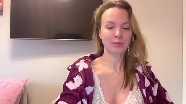 RachellAmazing online show from 03/16/25, 06:20