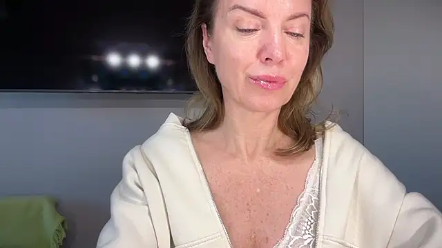 RachellAmazing online show from 09/24/25, 05:22