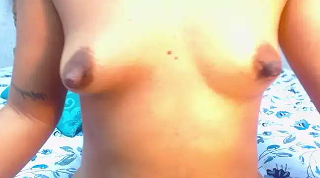 Snapshot of Amy_Ronan chatting on 01/26/25, 06:48 Amy Ronan online show from 01/26/25, 06:48