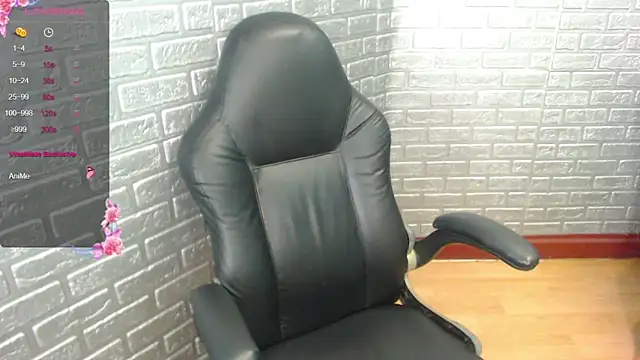 Snapshot of Amy_Ronan chatting on 10/31/25, 06:09 Amy Ronan online show from 10/31/25, 06:09