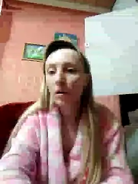 Snapshot of Biddy_Alana chatting on 12/07/24, 04:20 Biddy Alana online show from 12/07/24, 04:20