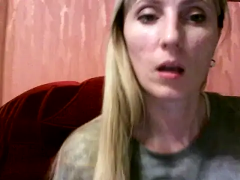 Snapshot of Biddy_Alana chatting on 12/07/24, 07:21 Biddy Alana online show from 12/07/24, 07:21