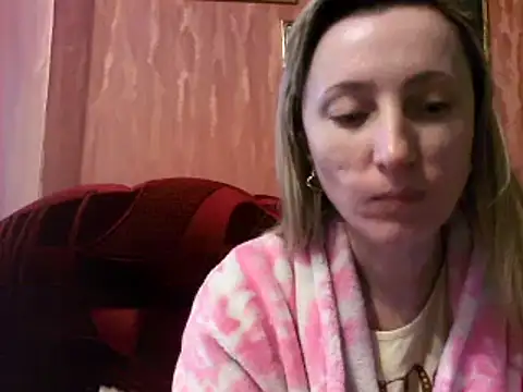 Snapshot of Biddy_Alana chatting on 12/09/24, 08:22 Biddy Alana online show from 12/09/24, 08:22