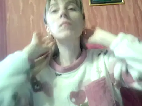 Snapshot of Biddy_Alana chatting on 02/03/25, 07:18 Biddy Alana online show from 02/03/25, 07:18