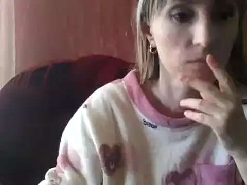 Snapshot of Biddy_Alana chatting on 02/24/25, 09:53 Biddy Alana online show from 02/24/25, 09:53