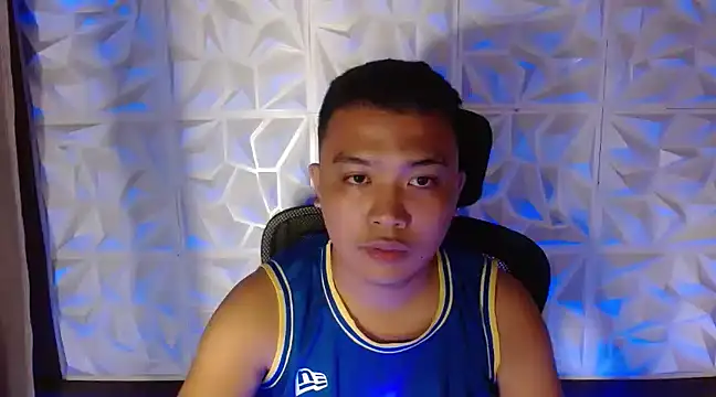 Snapshot of xsweetasian69x chatting on 03/12/25, 10:48 xsweetasian69x online show from 03/12/25, 10:48