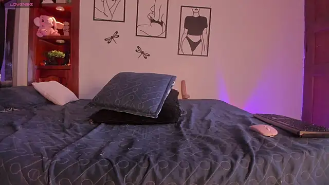 MarStonee online show from 02/22/25, 05:12