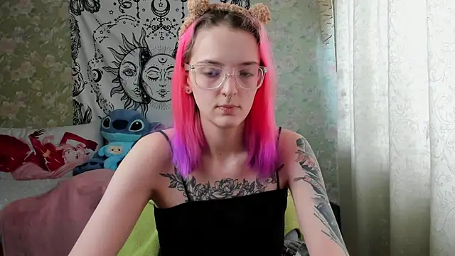 Cutie Adelia online show from 02/28/25, 07:37