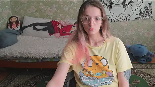 Cutie Adelia online show from 05/15/26, 10:33