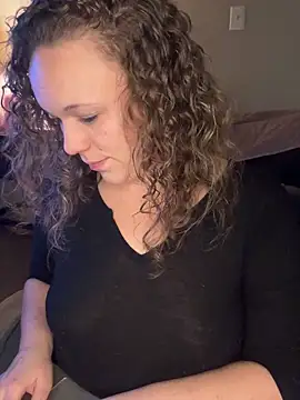 AuroraSummers online show from 02/03/25, 06:56