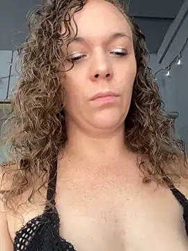 AuroraSummers online show from 09/15/25, 02:39