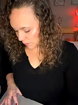 AuroraSummers online show from 11/03/25, 03:46