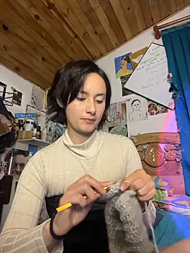 Snapshot of bellaa-w chatting on 03/19/26, 03:10 bellaa-w online show from 03/19/26, 03:10
