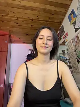 Snapshot of bellaa-w chatting on 03/29/26, 10:32 bellaa-w online show from 03/29/26, 10:32