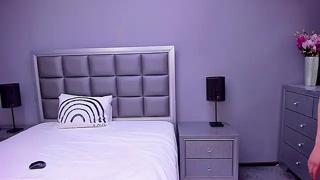 HellennSweet online show from 10/22/25, 04:46