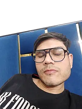 alex78265 online show from 10/09/25, 04:38