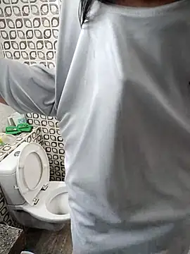 alex78265 online show from 10/26/25, 05:46