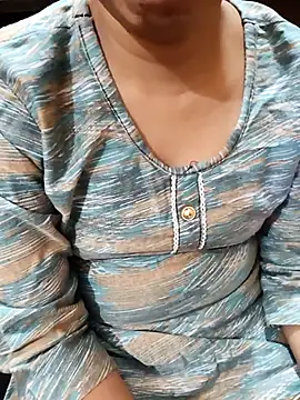 Diya 143 online show from 11/21/25, 05:55