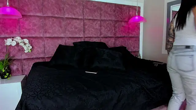 Snapshot of celestestars chatting on 02/28/25, 04:21 celestestars online show from 02/28/25, 04:21