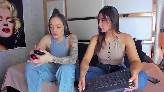 Snapshot of celestestars chatting on 11/09/25, 04:22 celestestars online show from 11/09/25, 04:22