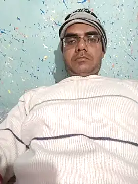 ajayraj0000 online show from 12/05/25, 07:32