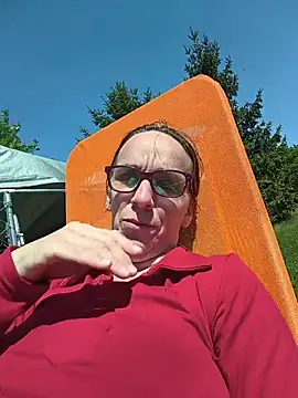 Dettybitch40 online show from 04/26/26, 11:08