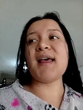 Snapshot of Arisha34 chatting on 02/18/26, 05:42 Arisha34 online show from 02/18/26, 05:42