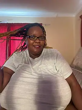 Snapshot of Michyboldy chatting on 02/24/25, 11:21 Michyboldy online show from 02/24/25, 11:21