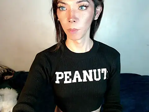 Snapshot of perly_169 chatting on 12/15/24, 08:36 perly 169 online show from 12/15/24, 08:36