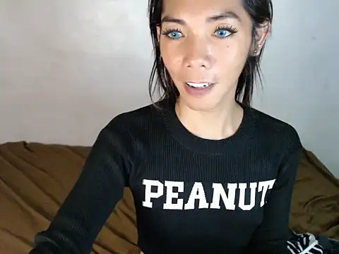 Snapshot of perly_169 chatting on 01/18/25, 09:02 perly 169 online show from 01/18/25, 09:02