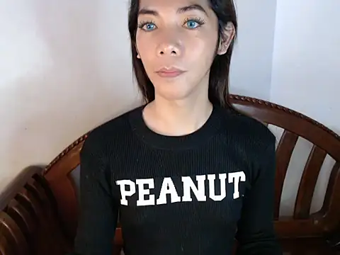 Snapshot of perly_169 chatting on 01/18/25, 11:11 perly 169 online show from 01/18/25, 11:11