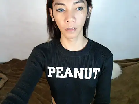 Snapshot of perly_169 chatting on 01/19/25, 04:01 perly 169 online show from 01/19/25, 04:01