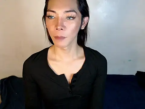 Snapshot of perly_169 chatting on 02/23/25, 12:05 perly 169 online show from 02/23/25, 12:05